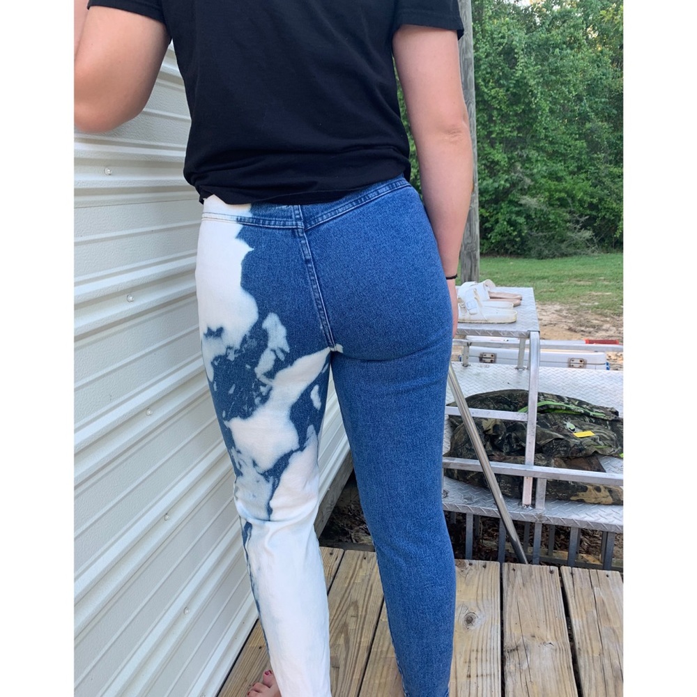 Jeans - Picture 3 of 3